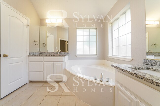 Building Photo - You are exactly where you ought to be!