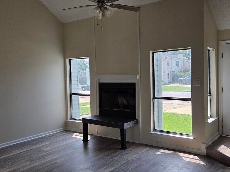 Building Photo - 158 Thalia Trace Drive