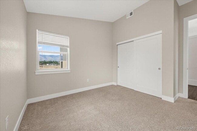 Building Photo - 1407 Rogers Ct