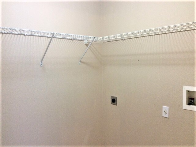 Building Photo - 16245 Coopers Hawk Ave