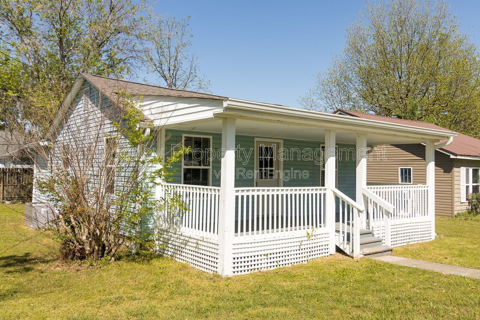 Building Photo - 108 Suggs St