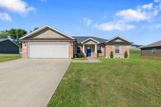 Building Photo - Beautiful Home in Savers Farm – Jackson, MO