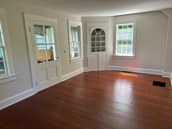 Livingroom - 4260 Old Route 22