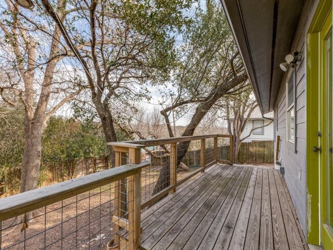 Building Photo - 1705 Adriane Dr