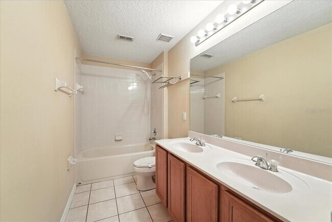 Building Photo - 2543 Double Tree Pl