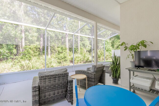 Building Photo - 8543 Glenbury Ct N