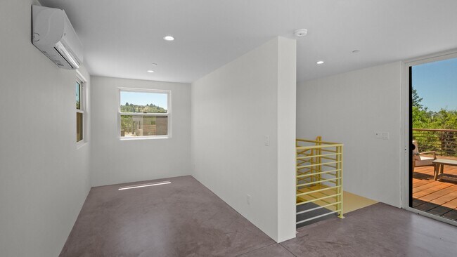 Building Photo - 1745 Riebli Rd