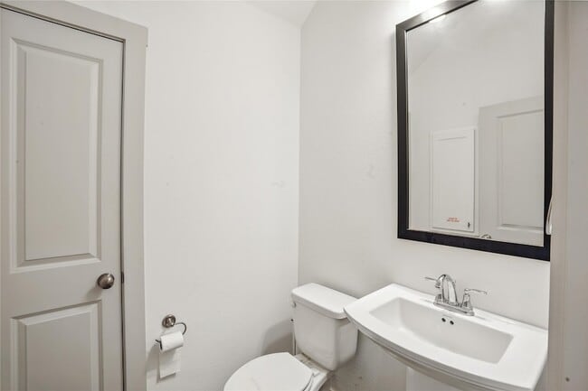 Building Photo - 6441 Iron Horse Blvd