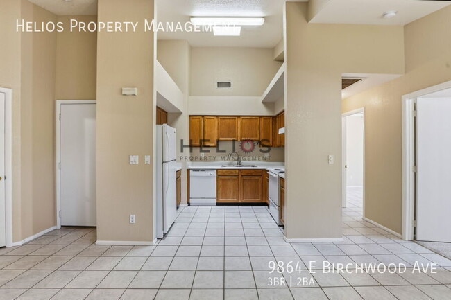 Building Photo - 9864 E Birchwood Ave