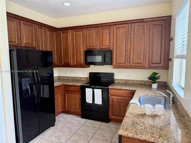 Building Photo - 7828 Parsons Pine Dr