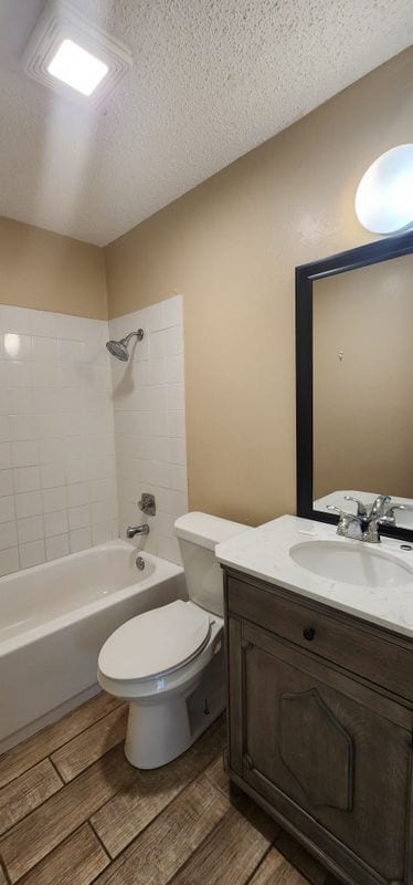 Building Photo - 1804 Greenhill Dr