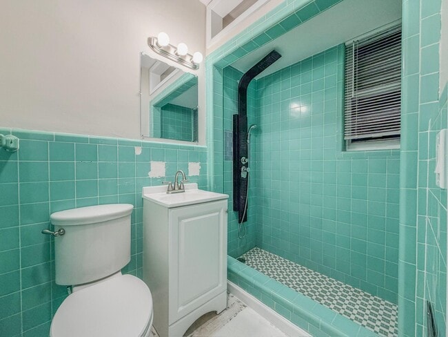 Building Photo - 2680 Hinda Rd