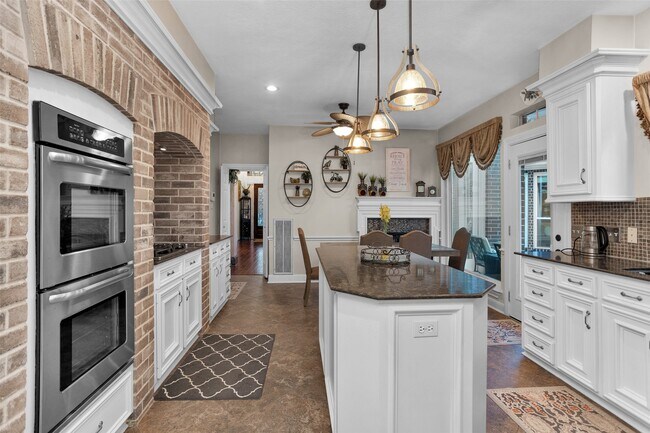 Building Photo - 3402 Haywood Ct