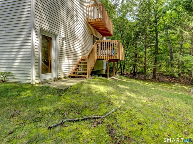 Building Photo - 47 Tunxis St