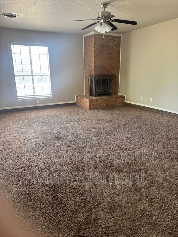 Building Photo - 29 Southridge Dr