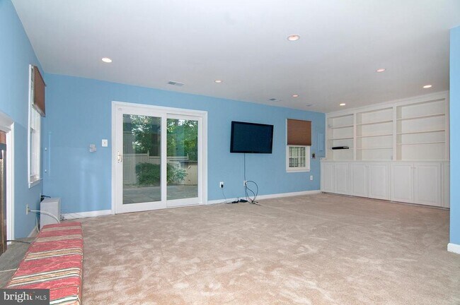 Building Photo - 11400 Dorchester Ln