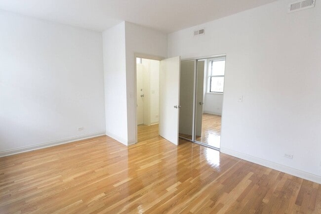 Floorplan - 5400-5408 S. Ingleside Avenue