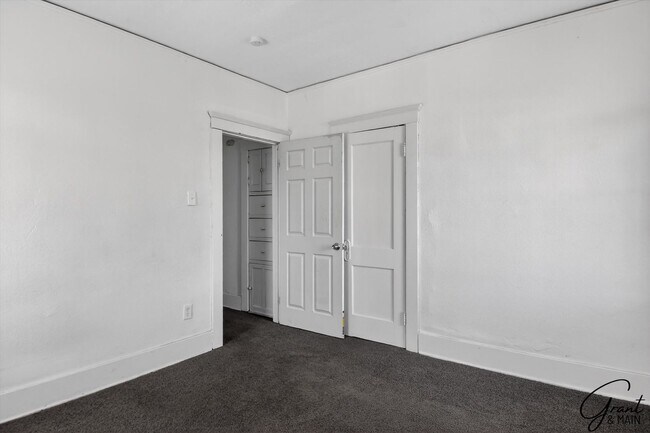 Building Photo - 72-74 Pilgrim St. - TLVN Properties LLC