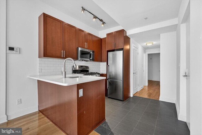 Building Photo - 2620 13th St NW