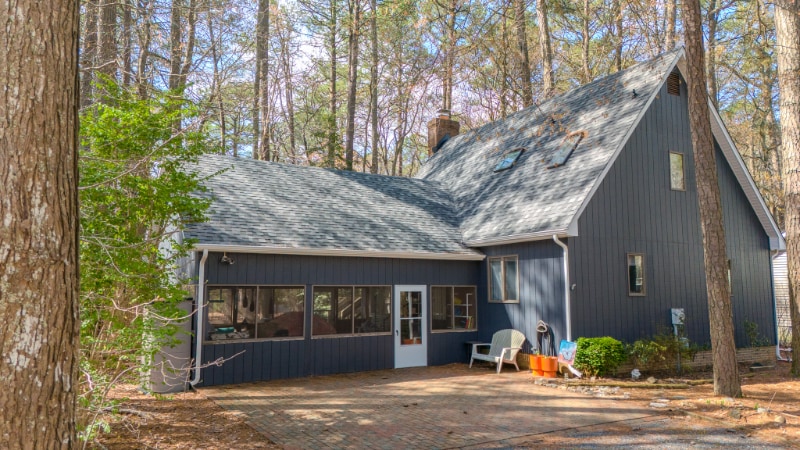 Primary Photo - 80 Cresthaven Dr