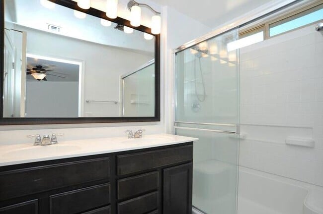 Building Photo - Beautiful Vail Area Home