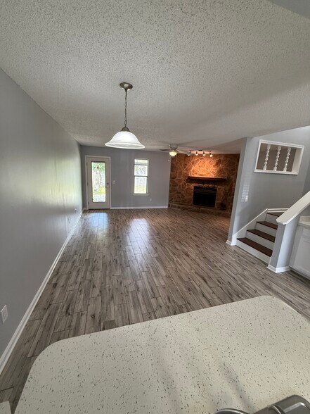 Primary Photo - 11242 Shady Glen Dr