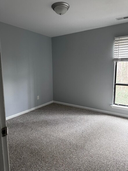 Building Photo - 208 Virginia Pl