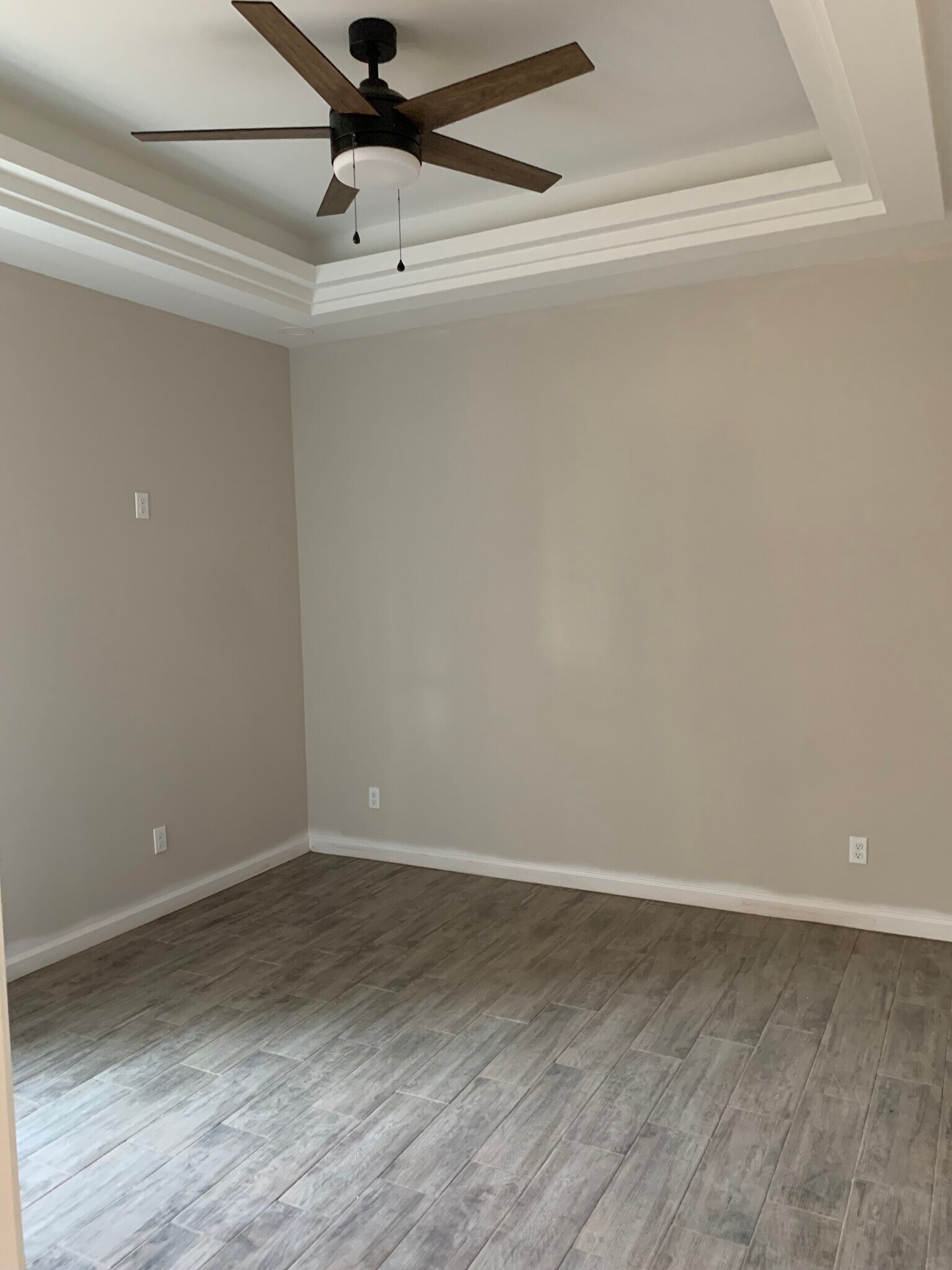 Master bedroom - 311 S Indiana Ave