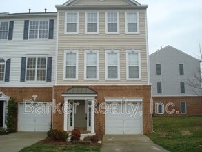 Building Photo - 7100 Proctor Hill Dr