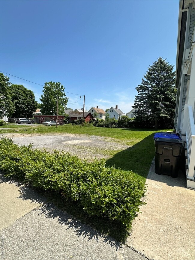 Building Photo - 1 Park Pl