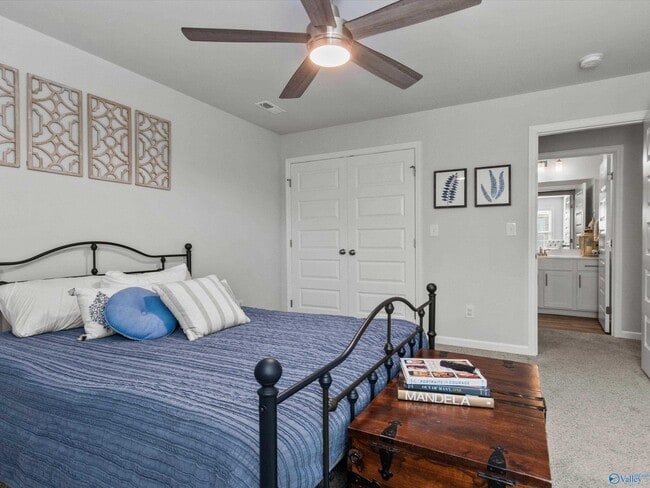 Building Photo - 209 Allegro Cir