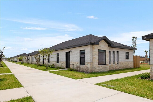 Building Photo - 530 S State Hwy 336