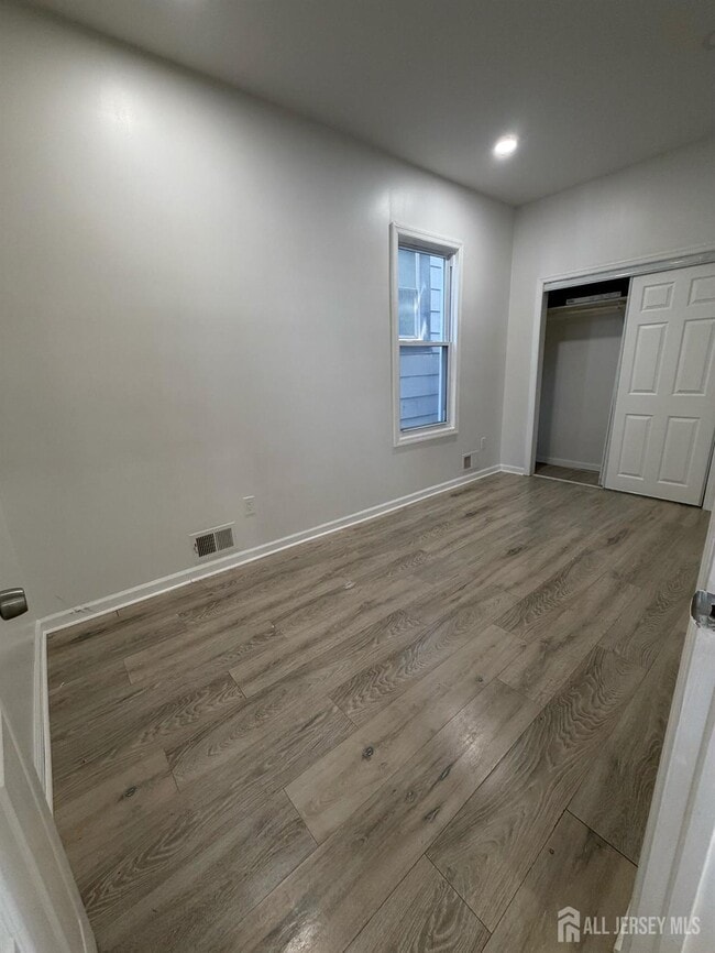 Building Photo - 228 2nd St