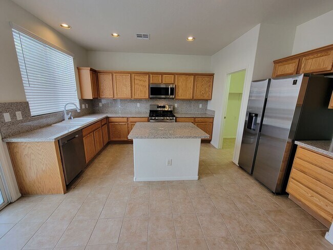 Building Photo - Stunning 3 Bedroom Rental - In Nevada Trails