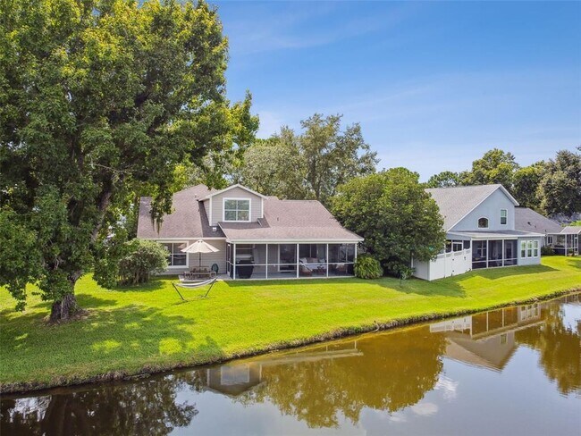 Building Photo - 17737 Esprit Dr