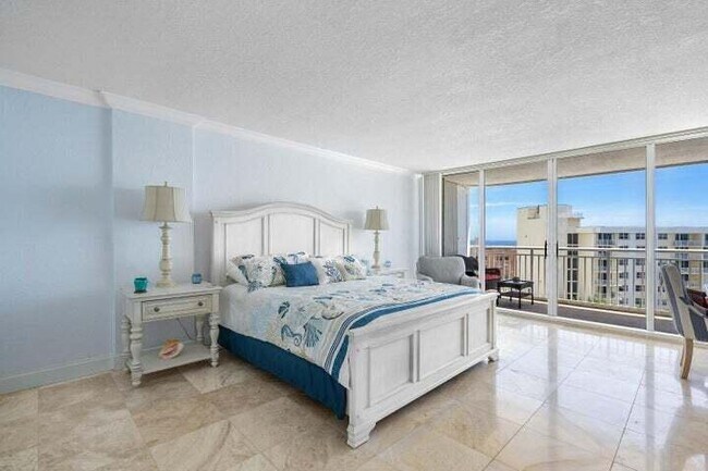 Building Photo - 3546 S Ocean Blvd