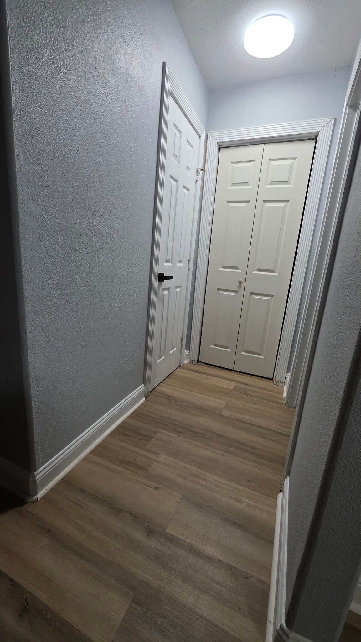 Building Photo - 9426 Sandra St