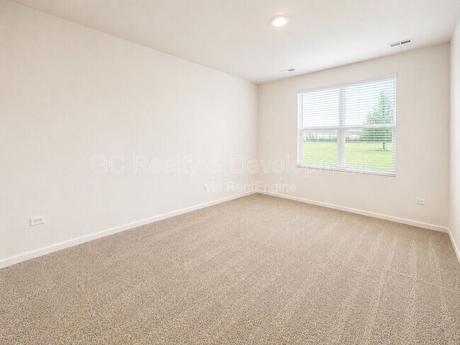 Building Photo - 14729 Greenbriar Dr