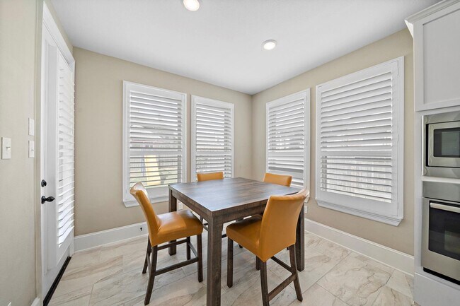 Building Photo - 31041 Pecan Creek Dr