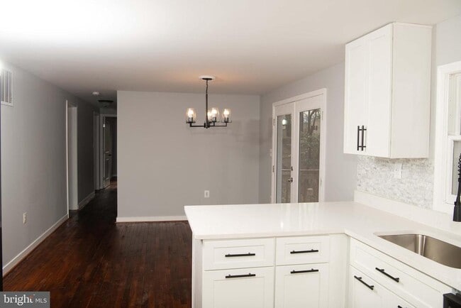 Building Photo - 4785 Mountain Rd