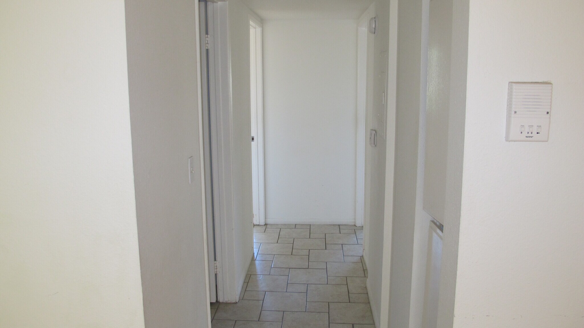 Building Photo - 7020 Coldwater Canyon Ave