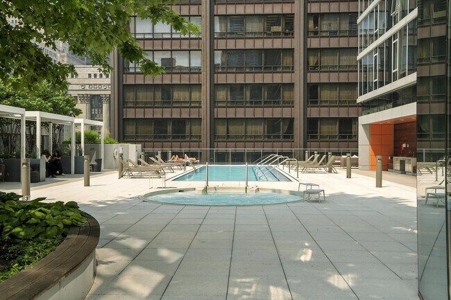 Building Photo - 59 W Randolph St