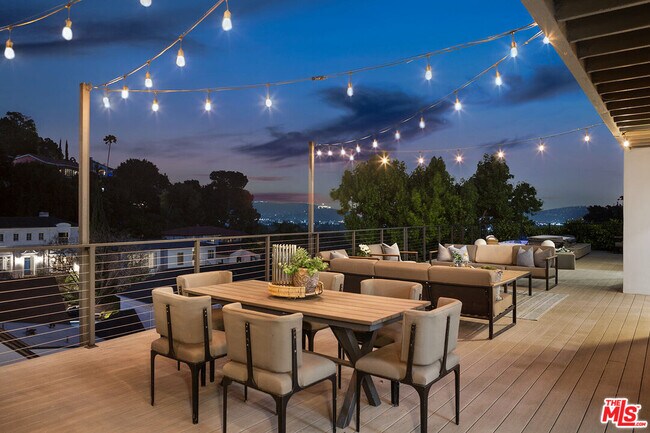 Building Photo - 3360 Ley Dr