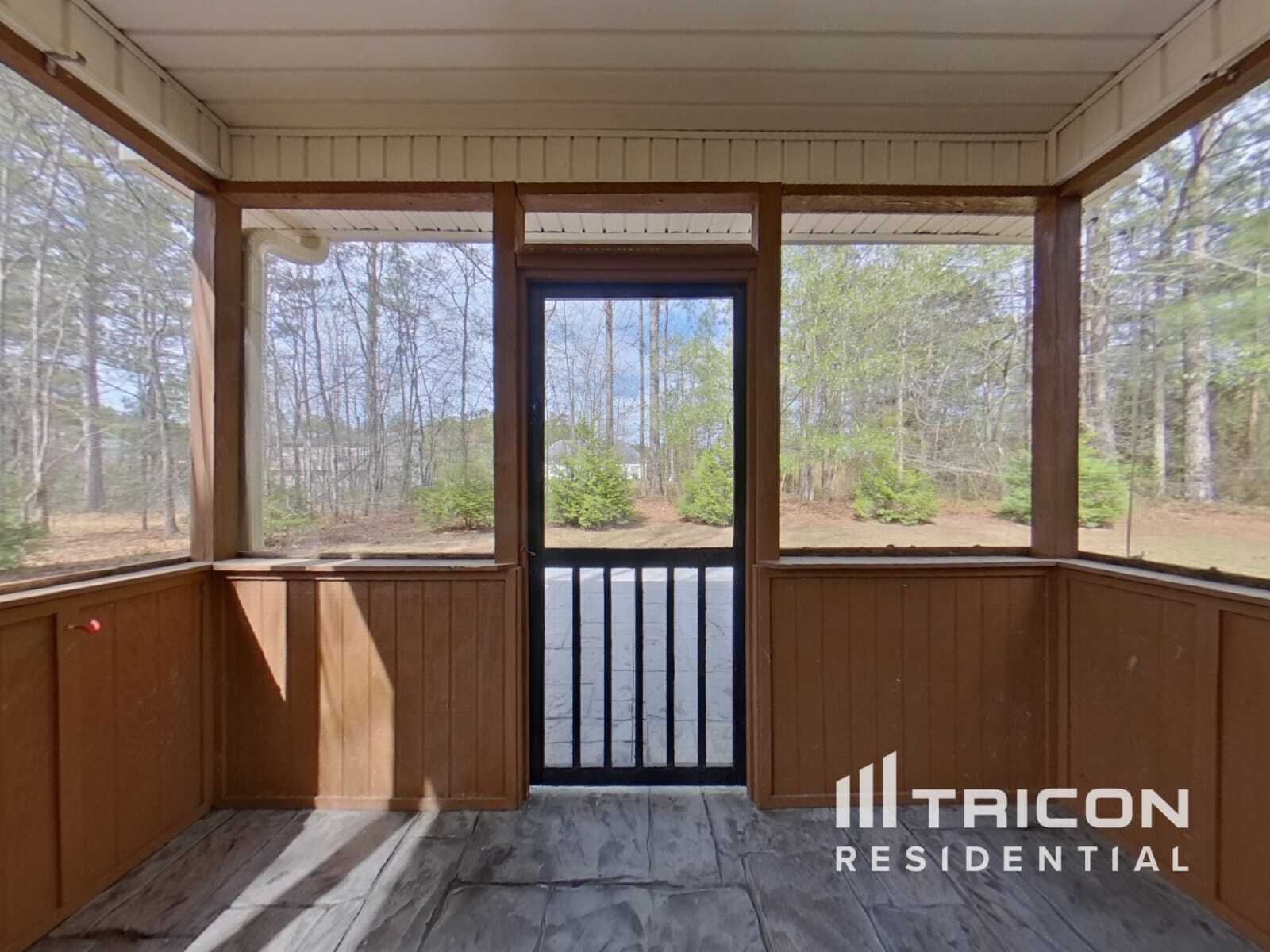 Building Photo - 162 Meadow Spring Ct
