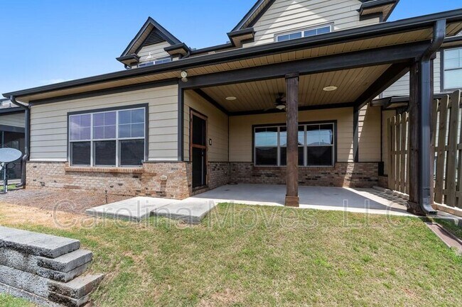 Building Photo - 213B Bell Heather Lane