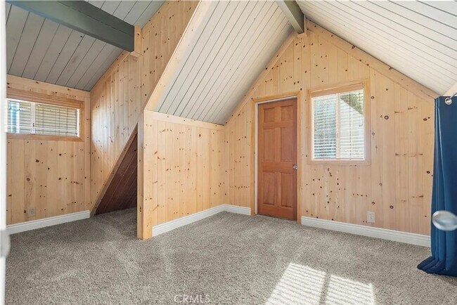 Building Photo - 1809 Pioneer Way