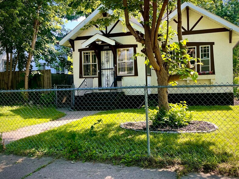 Building Photo - 2926 Morgan Ave N