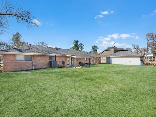 Building Photo - 7422 Nodding Pines Ln