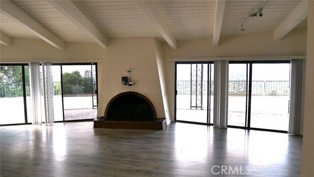 Building Photo - 16371 Chella Dr