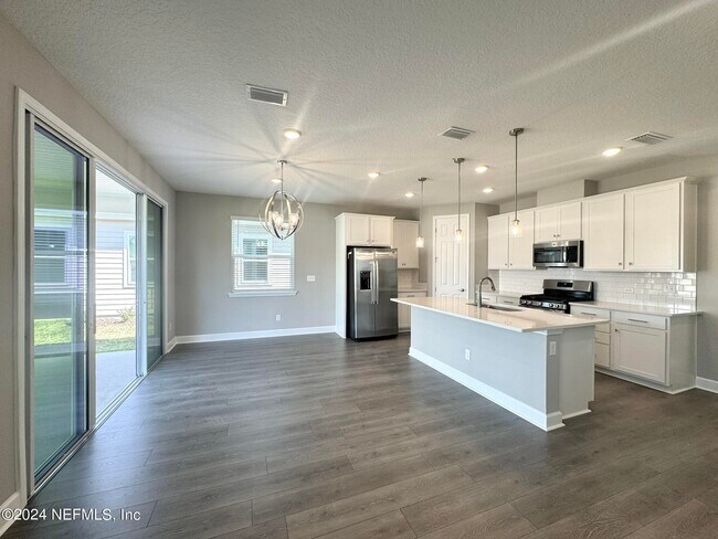 Building Photo - 29 Cedar Elm Wy